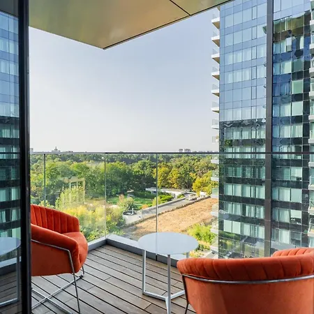 A Window To Extravagance & Unmatched Views Bukarest