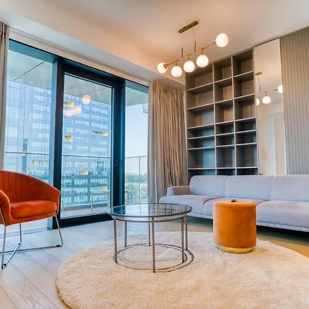 A Window To Extravagance & Unmatched Views *