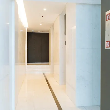 Appartement A Window To Extravagance & Unmatched Views